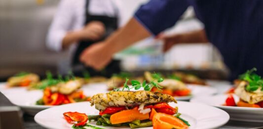 Тортелини с морска лястовица, скорпид и зубан – какво е менюто на лидерите от Г-7 в Пулия