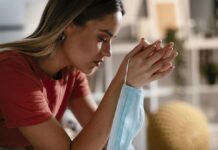 Как стресът влияе върху здравето на сърцето