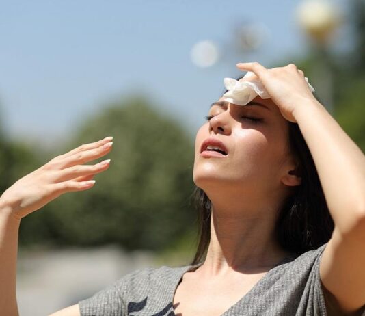 Какво причиняват екстремните горещини на тялото ни