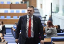 Пеевски призова: Да не подаряваме България Путин