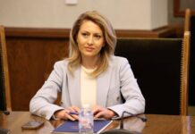 Рая Назарян от ГЕРБ е новият председател на парламента