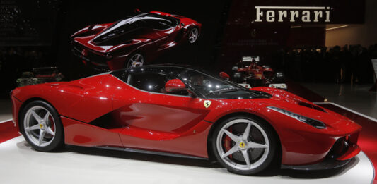 „Ферари“ навлиза в електрическата ера с нов високотехнологичен завод в Маранело