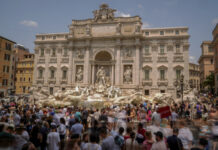 Рекордният наплив на туристи в Италия изправя страната пред огромна дилема