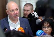 Росен Желязков: ГЕРБ-СДС няма да подкрепи третия мандат