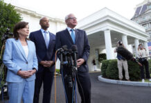 Губернатори от Демократическата партия изразиха подкрепа за Джо Байдън след среща с него