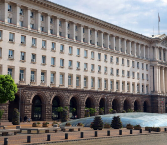 Кабинетът приема структурни промени в здравеопазването