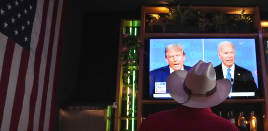 Доналд Тръмп води пред Джо Байдън според нови проучвания за вестниците „Ню Йорк таймс“ и „Уолстрийт джърнъл“