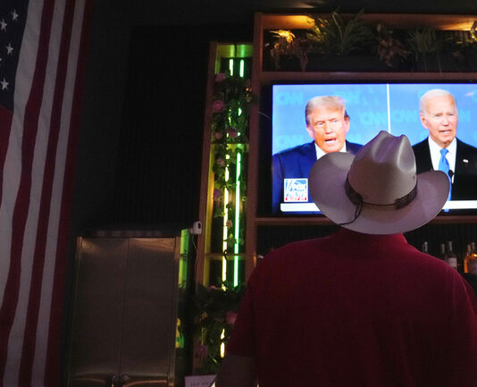 Доналд Тръмп води пред Джо Байдън според нови проучвания за вестниците „Ню Йорк таймс“ и „Уолстрийт джърнъл“