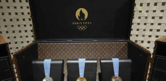 Бернар Арно – „Кръстникът“ на Олимпийските игри в Париж