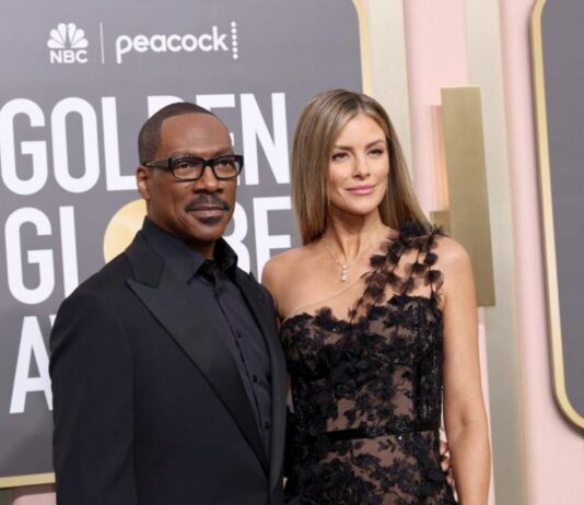 Eди Мърфи се ожени за дългокрака блондинка