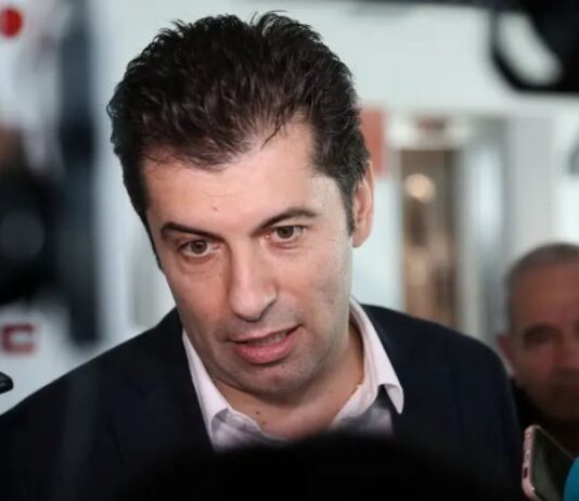 Кирил Петков заговори за преговори с „Възраждане“, ако се извинят