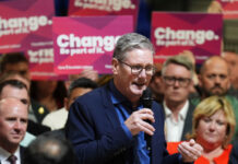 Категорична победа на лейбъристите на изборите в Обединеното кралство