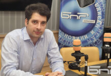 Атанас Пеканов: България се е отказала да се бори за реформите и инвестициите по ПВУ