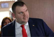 Депутатите от ПГ на ДПС на среща в НС за втория мандат