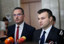 „Възраждане“: Ще предложим удължаване на компенсациите за бизнеса заради високите цени на тока