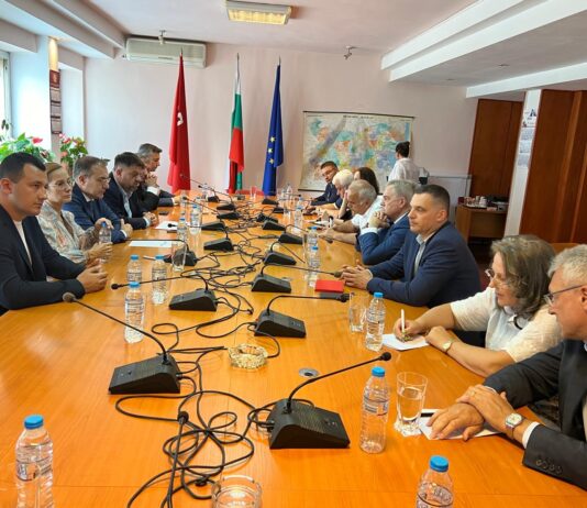 Широк ляв фронт се създава в навечерието на Бузлуджа