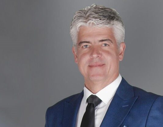 ДПС-Доган: Служебният премиер се включи в битката на Пеевски с ДПС