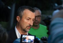 Всички големи болници в София са предупредени и са в очакване да бъдат настанени пострадали от пожара в Елин Пелин, каза зам.-министър Петко Стефановски