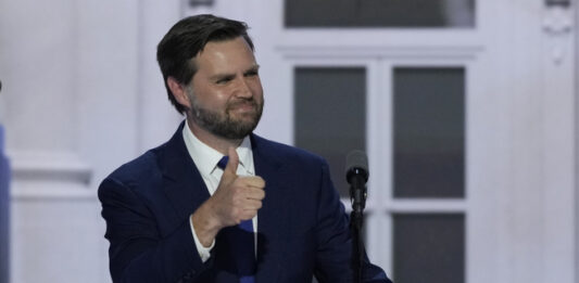 Кандидатът за вицепрезидент на Тръмп призовава Америка да „избере нов път“