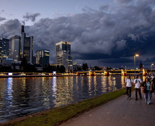 Очаква се управляващата коалиция в Германия да приеме проектобюджет за 2025 г.