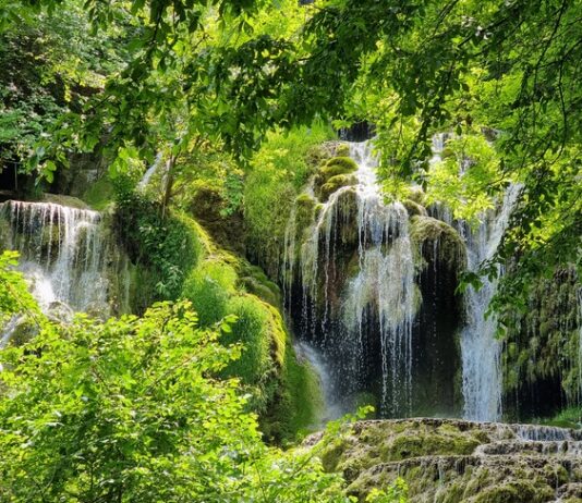 Всеки трети турист на Крушунските водопади е чужденец
