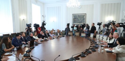 ГЕРБ-СДС пред ИТН: Всеки опит за задкулисно сваляне на прадседателя на парламента е опит за преврат