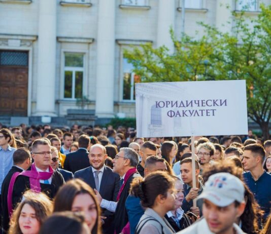 Г. Георгиев: Осигурено е достойно заплащане за най-младите учени в българските университети