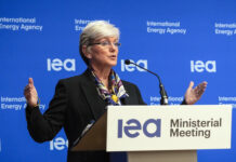 САЩ ще инвестират над 2 милиарда долара за обновяване на националната си електропреносна мрежа