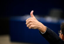 Европейският парламент одобри заем за Украйна в размер до 35 млрд. евро, обезпечен с руски активи