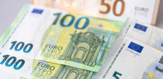 Гуверньорът на Австрийската национална банка Роберт Холцман ще изнесе днес публична лекция в УНСС, посветена на паричната политика в еврозоната