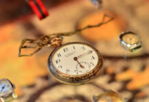 България премина към зимно часово време