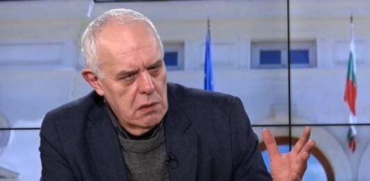 Андрей Райчев: За ГЕРБ залогът е да сформират кабинет, иначе идва Радев и ще ги отнесе