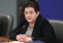 Министър Петкова: За предложенията за промени в данъчните закони ще се изчака формирането на новия парламент