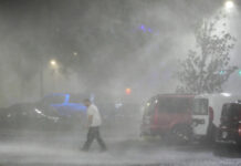 Над 2 милиона потребители са без ток заради урагана „Милтън“, който причини наводнения и разрушения; има жертви