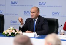 Президентът: Мъдрата дипломация може да предотврати войната, да възстанови мира и да доведе до стабилност и напредък