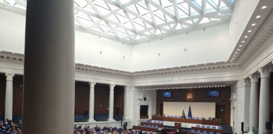 Депутатите ще направят седми опит да изберат председател на Народното събрание