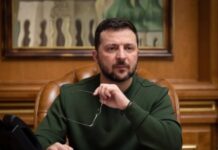 Зеленски: „Лудият съсед“ Русия използва Украйна „като полигон“