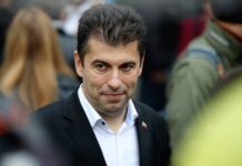 Кирил Петков: Борисов ще се освободи от зависимости, ако подпише декларацията срещу Пеевски