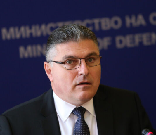 Посланикът ни във Вашингтон е загубил доверието на САЩ