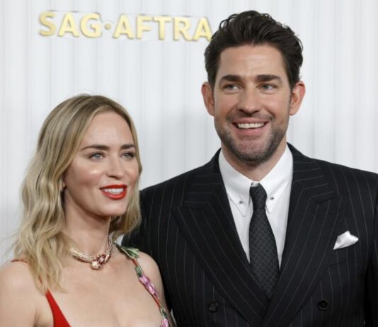 Eто го най-секси мъжа на 2024 година (СНИМКИ)