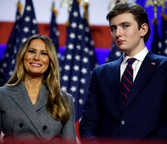 2.06 м амбиция: 18-годишният син на Тръмп се катери стремглаво към политическа кариера