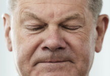 Сред германските социалдемократи се засилва натискът Шолц да се откаже от преизбиране