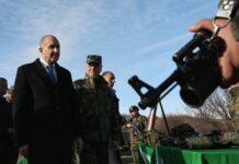 Президентът: Снишаването и примирението с покваряването на цели институции и превръщането им в бухалки води до разграждането на имунните сили на държавността