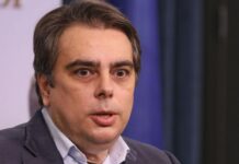 Асен Василев взриви преговорите с ГЕРБ – постави 7 условия на Борисов