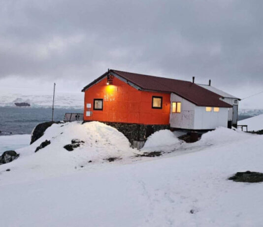 Българската база на Антарктида е открита за новия сезон