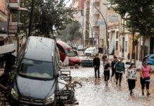 Над 210 са жертвите на потопа в Испания, двама българи са в неизвестност