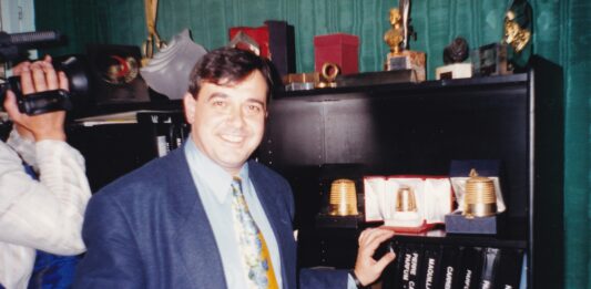 30 ГОДИНИ ОТ НАЧАЛОТО НА ПЪРВОТО ТВ МОДНО ПРЕДАВАНЕ У НАС