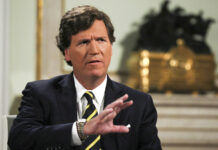 Журналистът Тъкър Карлсън заяви, че ще вземе интервю от руския външен министър Сергей Лавров