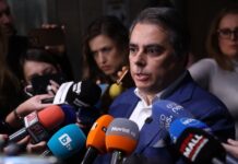 Асен Василев призова правителството да внесе бюджет в максимално кратки срокове