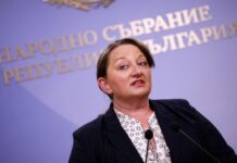 ГЕРБ-СДС предлага родителите да могат сами да поделят правата за отглеждане на дете при развод